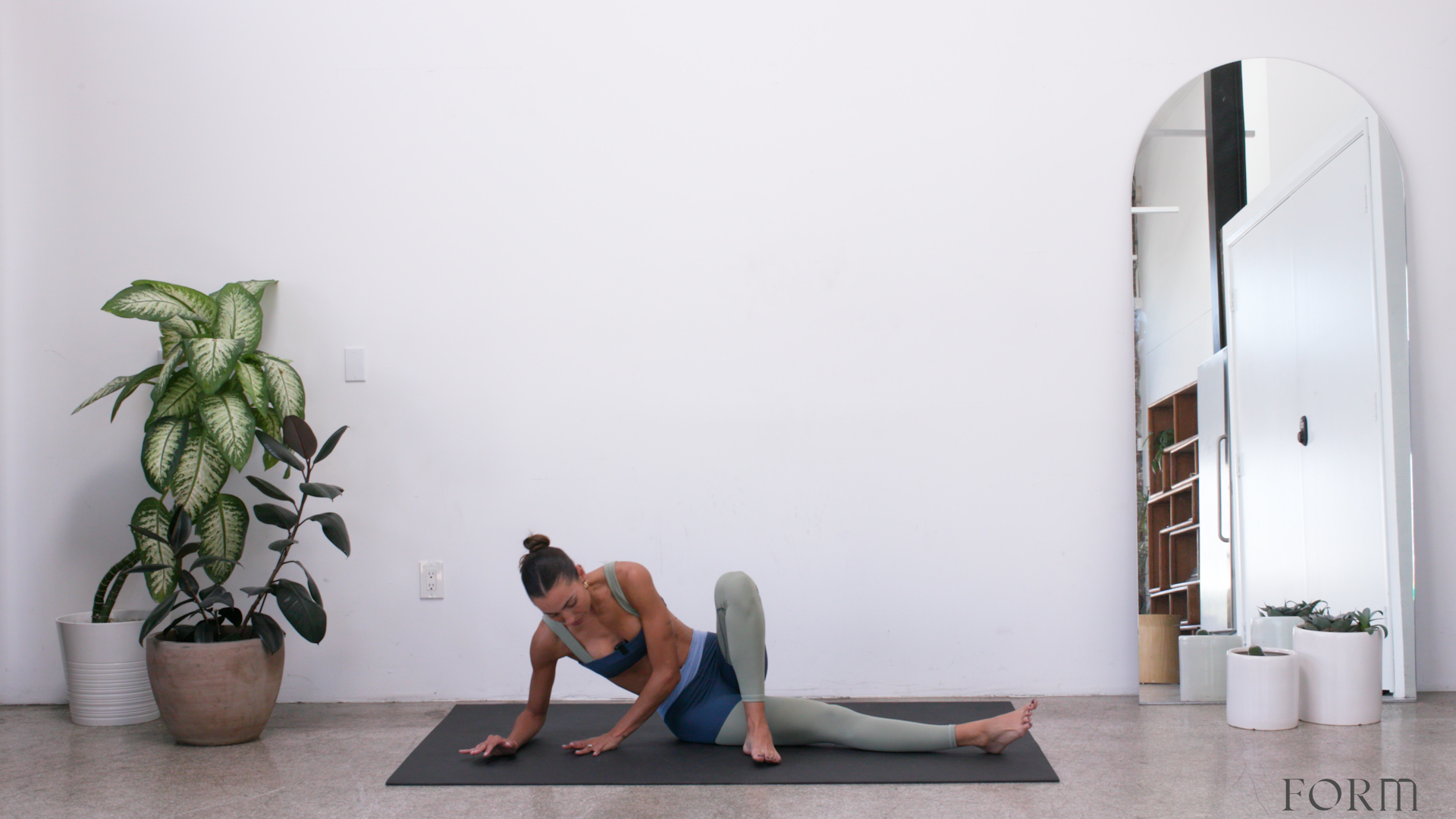 DAY 6 | 20 MINUTE KEEP IT MELLOW & FLOW