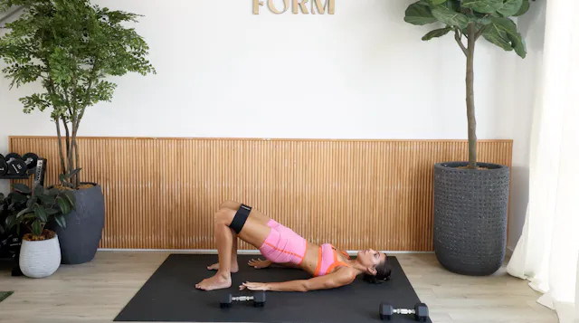 30 MINUTE BOOTY & CORE BURNER WITH SAMI