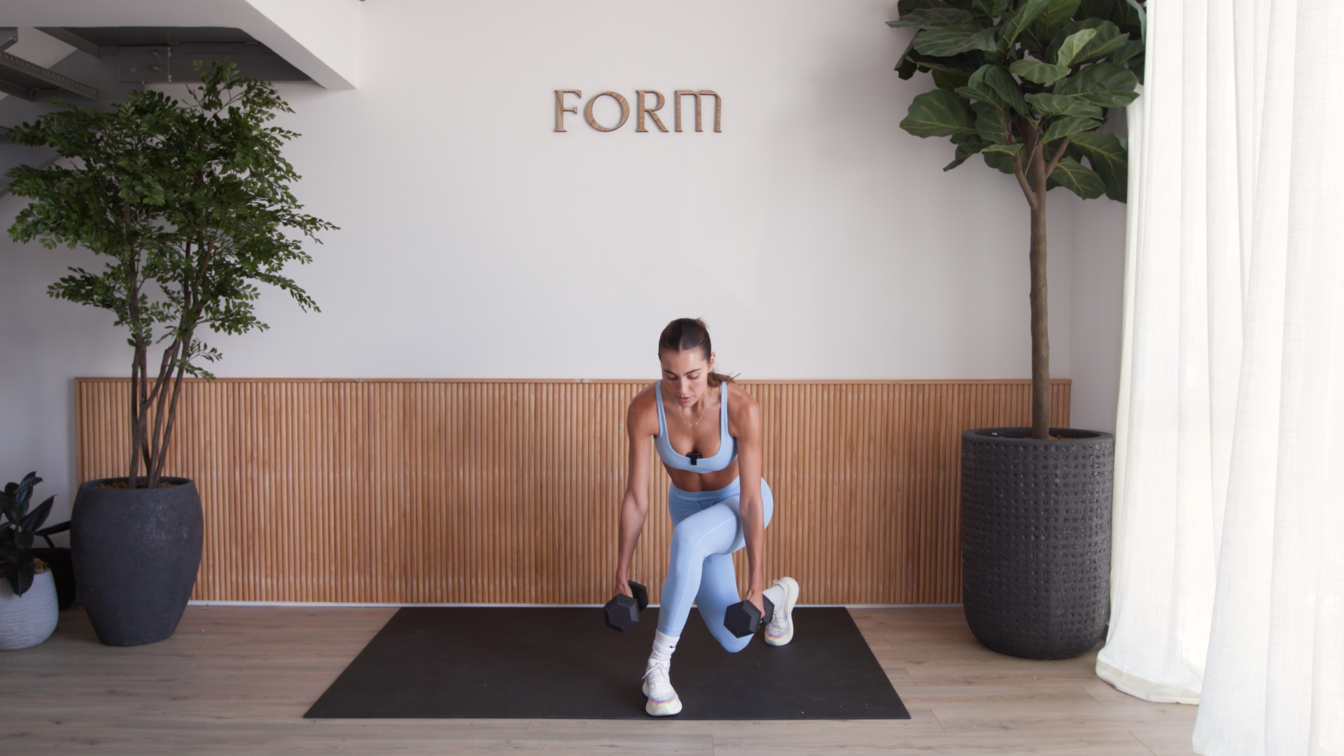 35 MINUTE LOWER BODY STRENGTH CHALLENGE