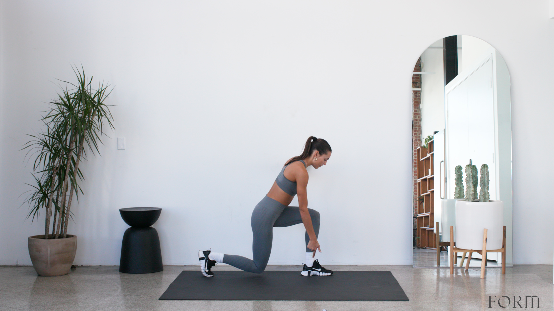 20 MINUTE BEGINNER LOWER BODY