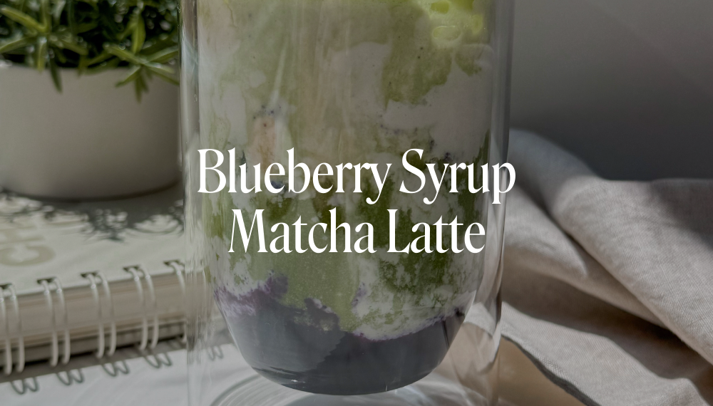 BLUEBERRY SYRUP MATCHA LATTE 