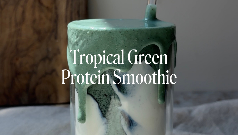 TROPICAL GREEN PROTEIN SMOOTHIE