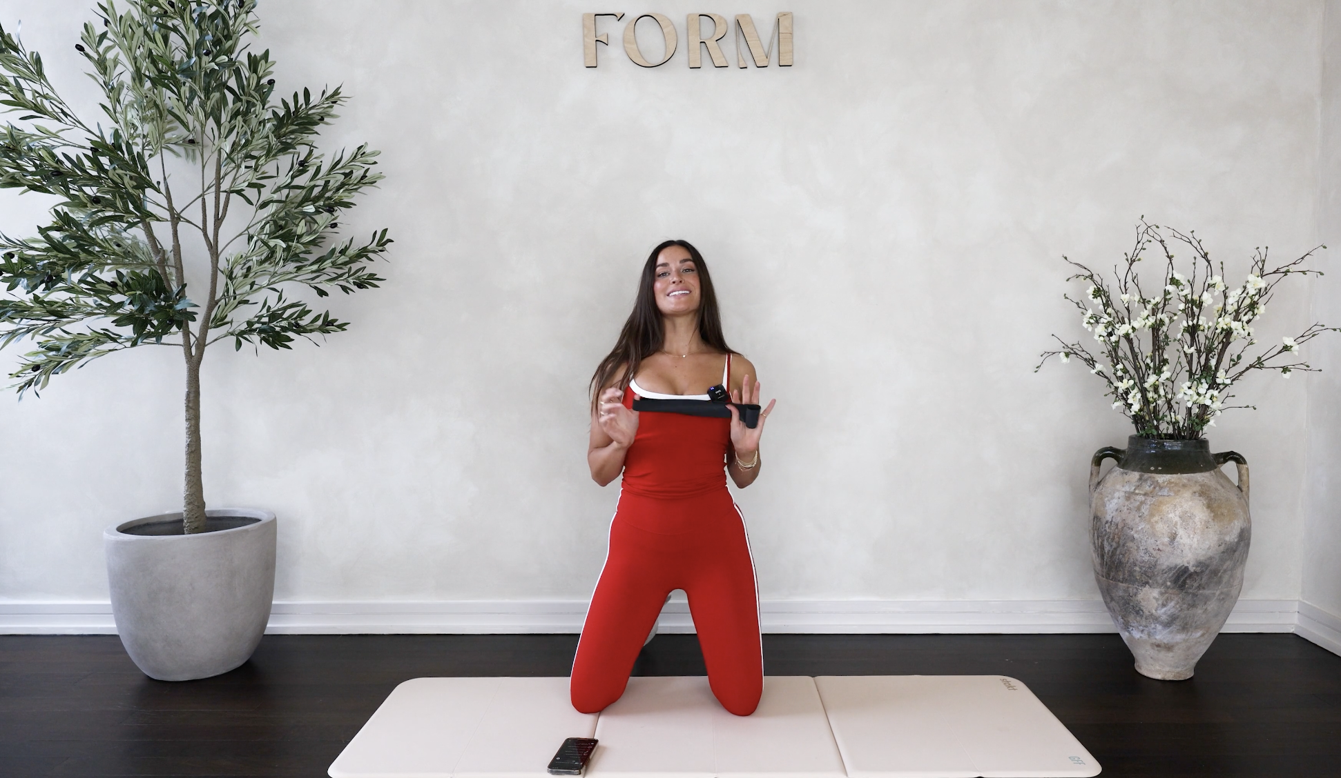 20 MINUTE BOOTY BAND PILATES BURNER WITH GRACE