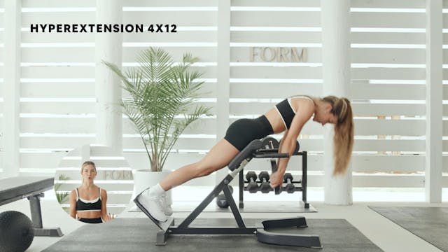 GLUTE-FOCUSED HYPEREXTENSION (4X12)