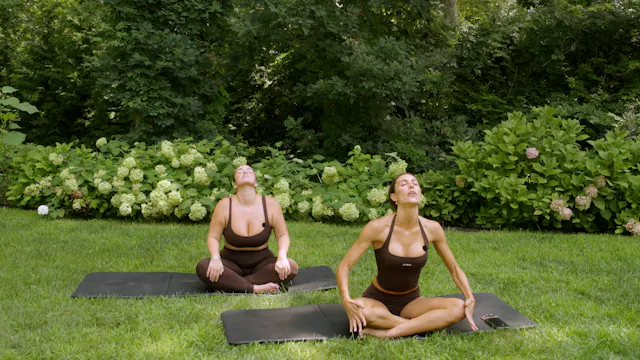 10 MINUTE FEEL GOOD STRETCH AND RECOV...