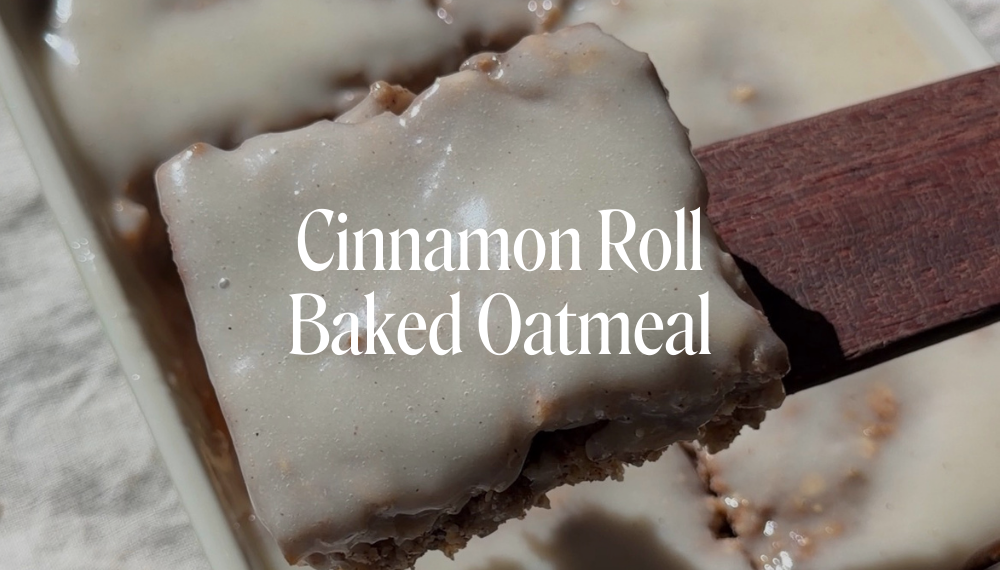 CINNAMON ROLL BAKED OATMEAL