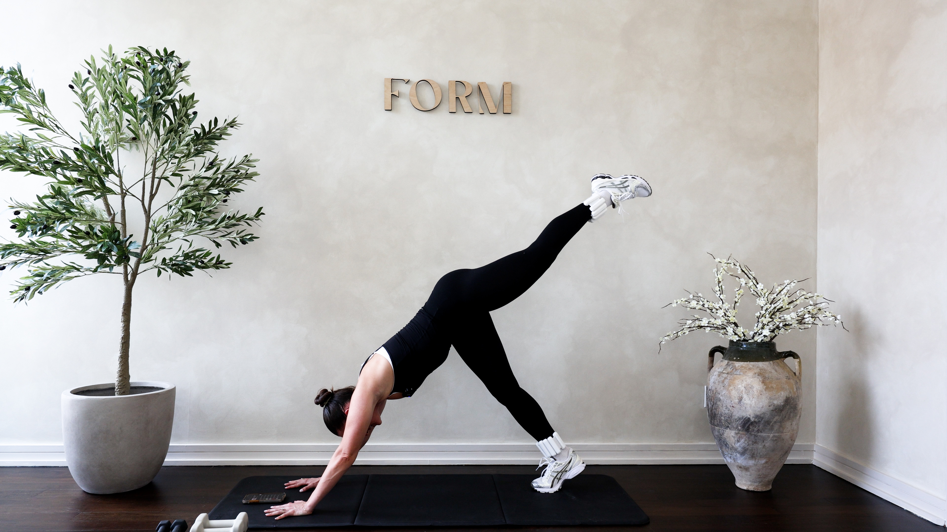 20 MINUTE FULL BODY CLASSIC SCULPT WITH GRACE