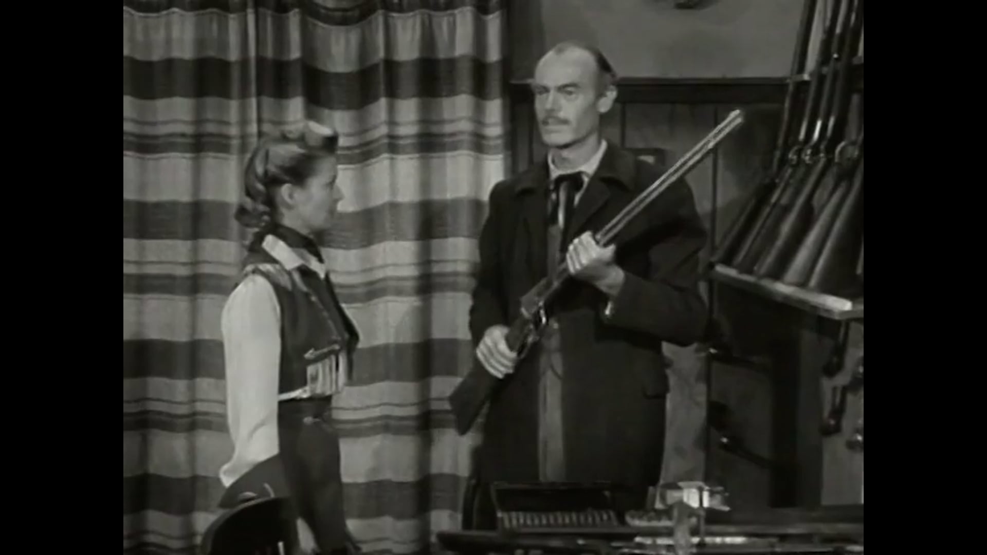 Annie Oakley Episode 1