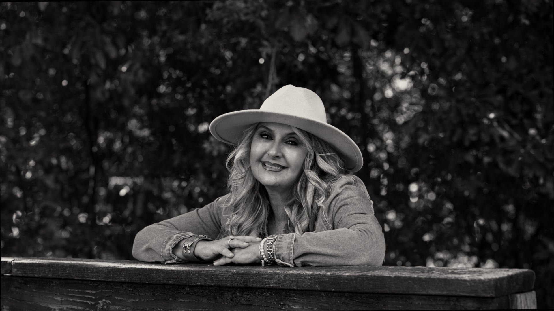 The Shannon Perry Show- Finding Peace in the Chaos of Uncertainty