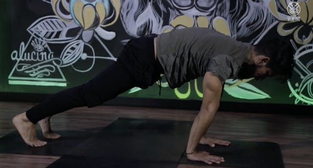 YOGA MILITIA  - Sólo queda un poco más