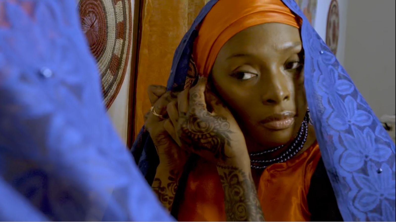 WALAANDE - L'Art de Partager un Mari