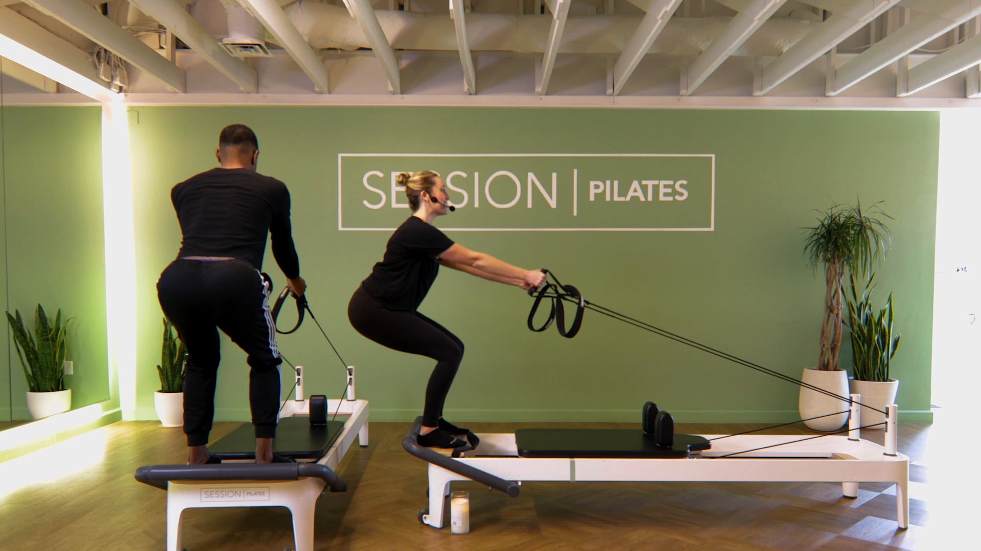 Reformer: Lower Body, Squat & Row With Ashley