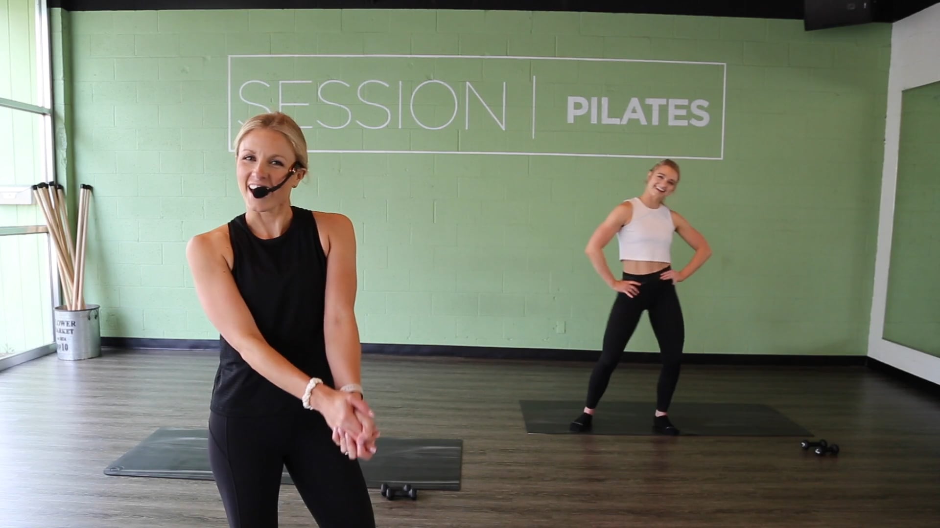 Floor: Biceps & Triceps With Alie