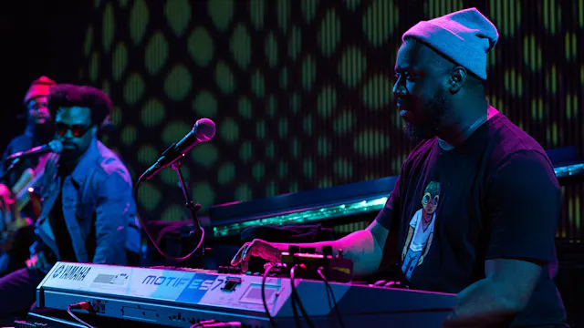 Robert Glasper: Everything's Beautifu...