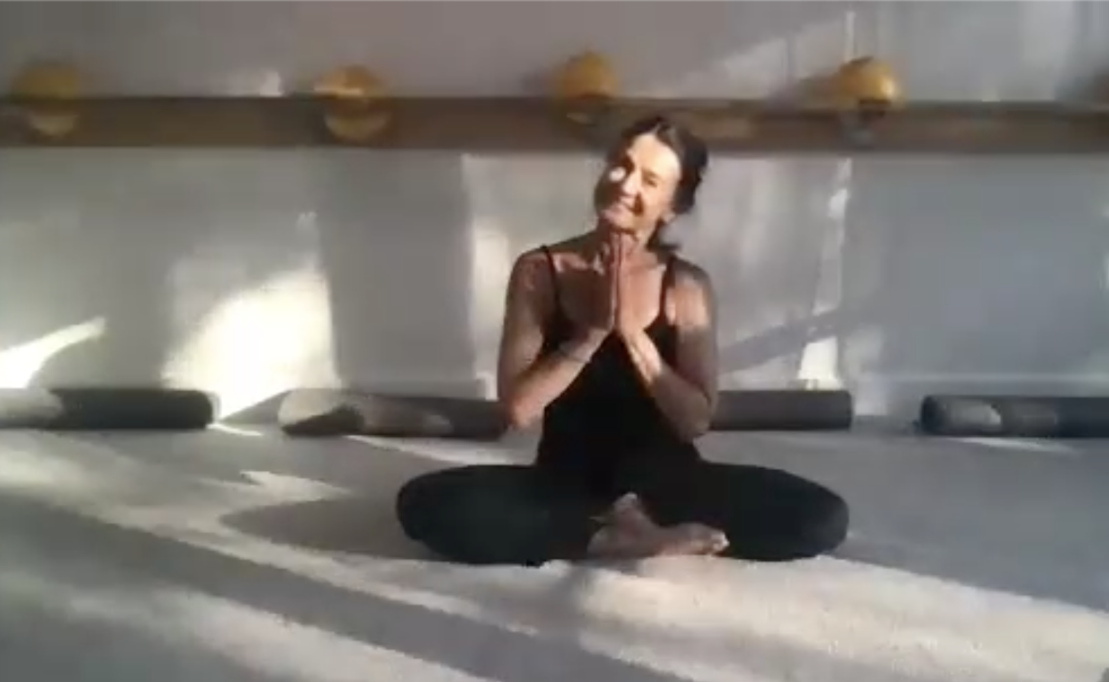 NEW - Firm arms and core