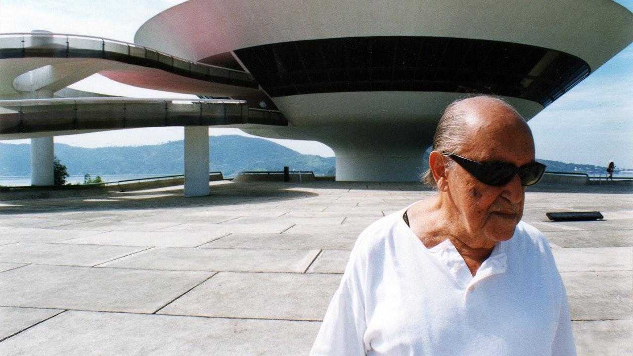 Oscar Niemeyer: Life is Breath