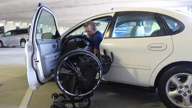 Sedan Transfer and Wheelchair Breakdo...