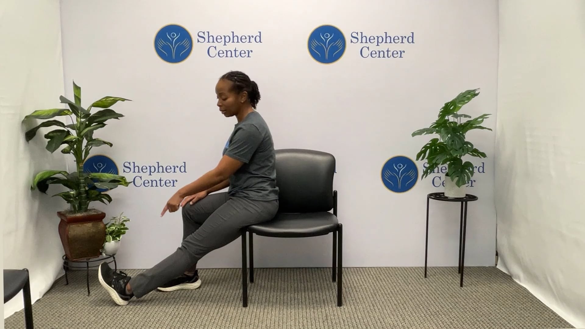 7 Minute Lower Body Stretching with Takara