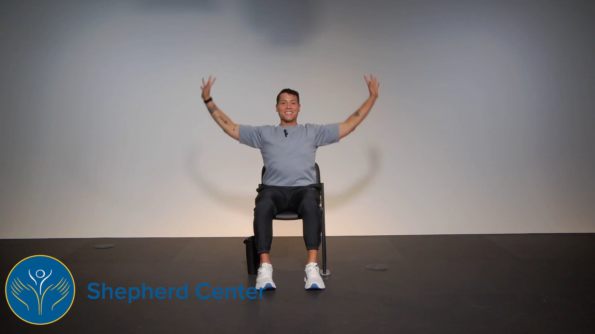 35 Minute Seated Holiday Dance Party with Nathan