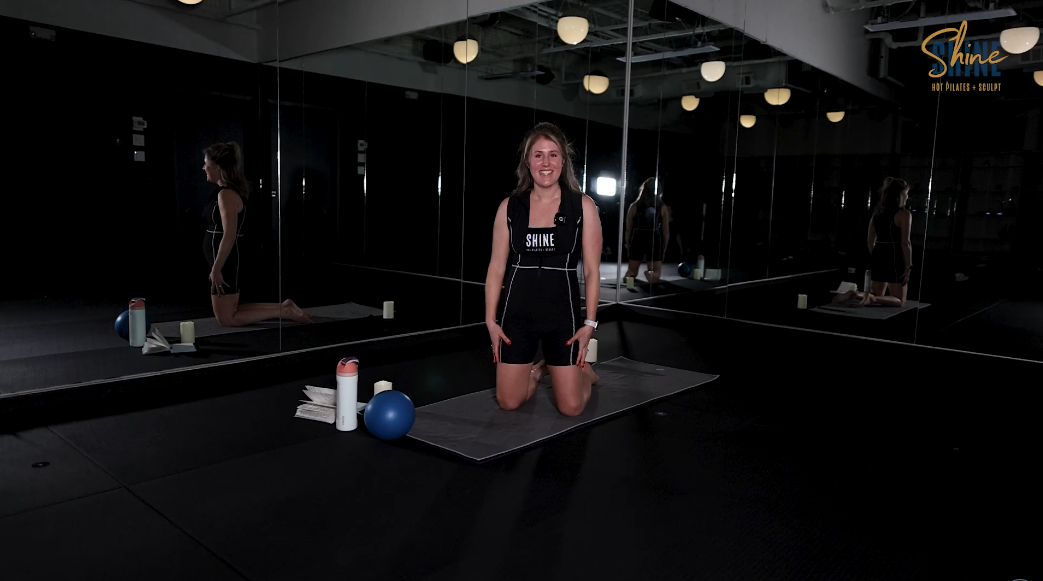 21 Minute Floor Pilates with Diana | Pilates Ball