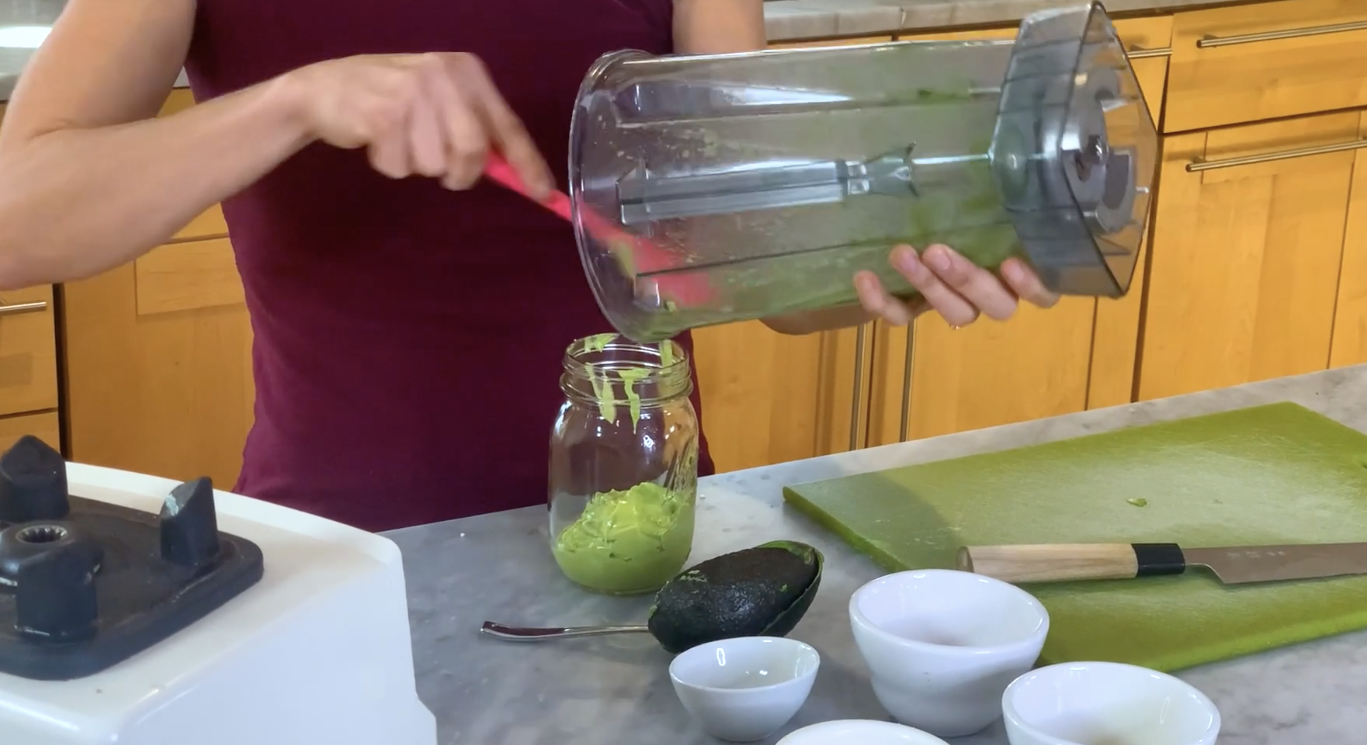 Cooking: Avocado Mayo~Vegan with Jessica 2 min