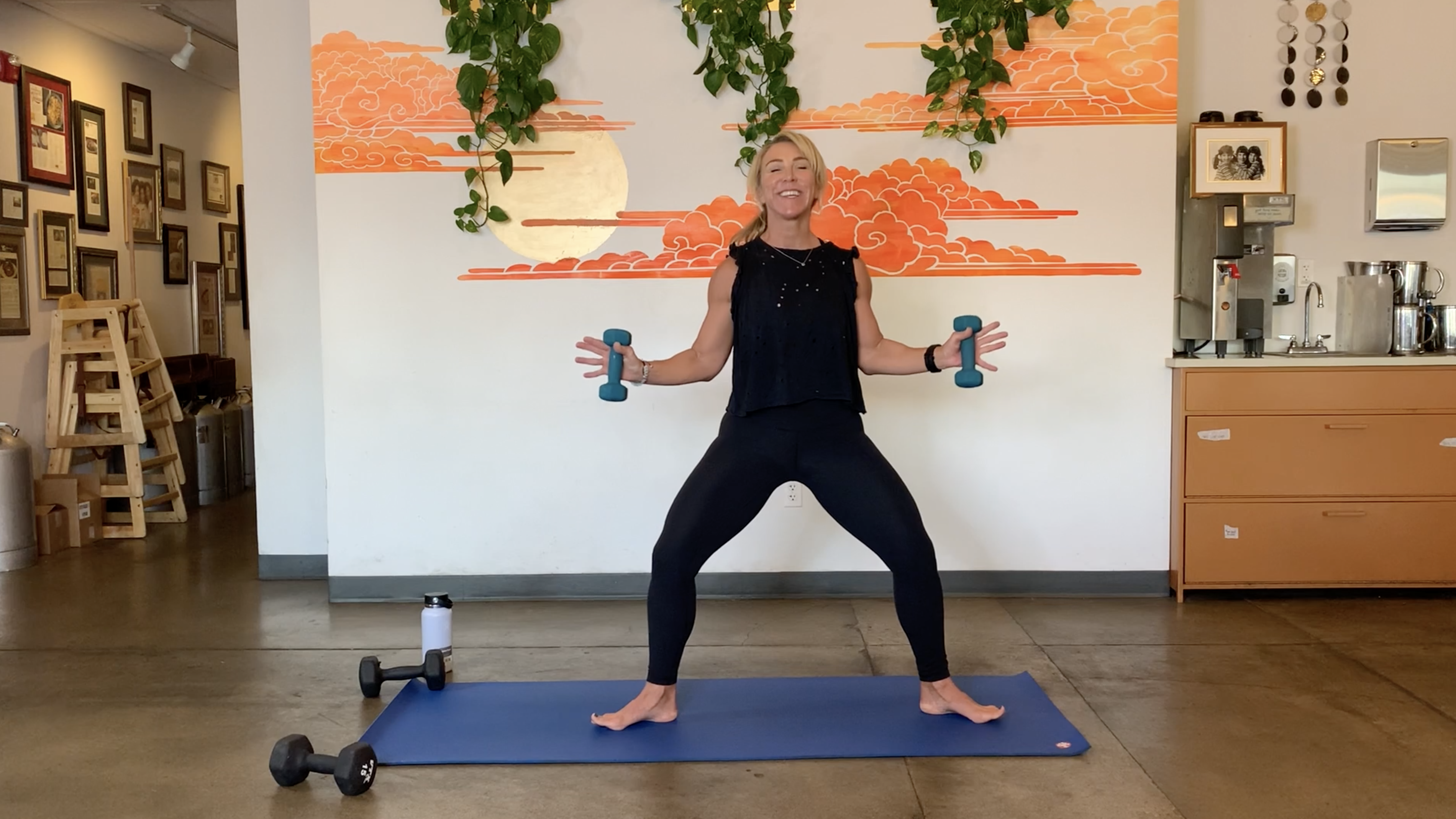 Yoga: Shine Yoga with Weights with Lisa Fierer 48 min