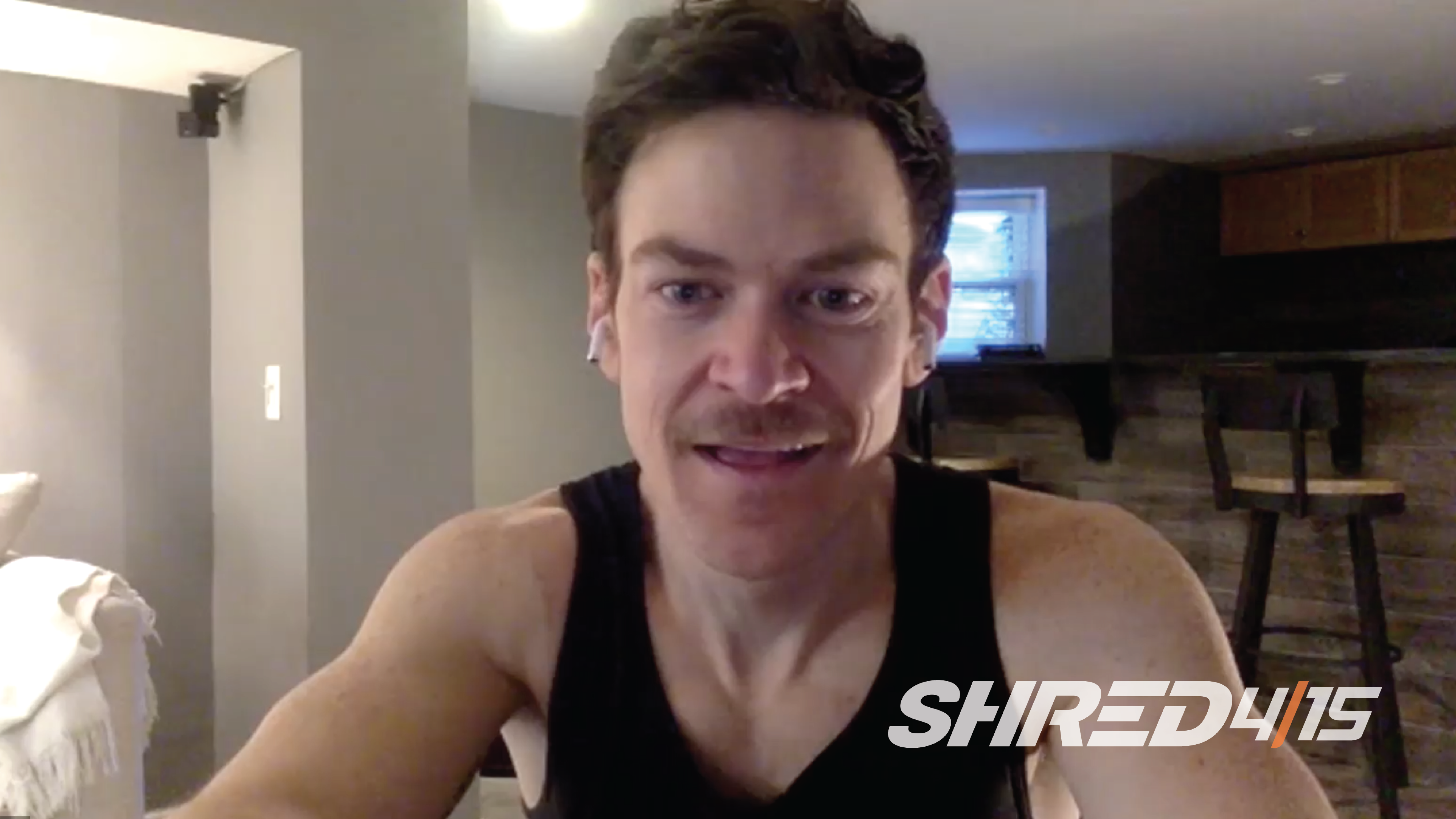 Total Body Pyramid Workout with Sean // Dumbbells