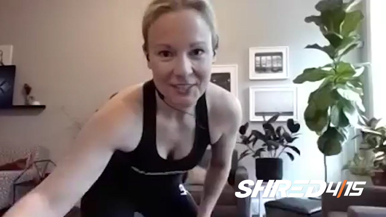 Arms & Abs Burner with Chloé // Dumbbells 