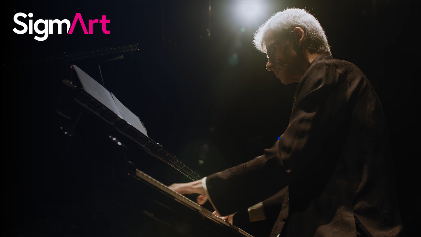 ENSEMBLE INTERCONTEMPORAIN Performs Berg, Webern & Boulez in Paris