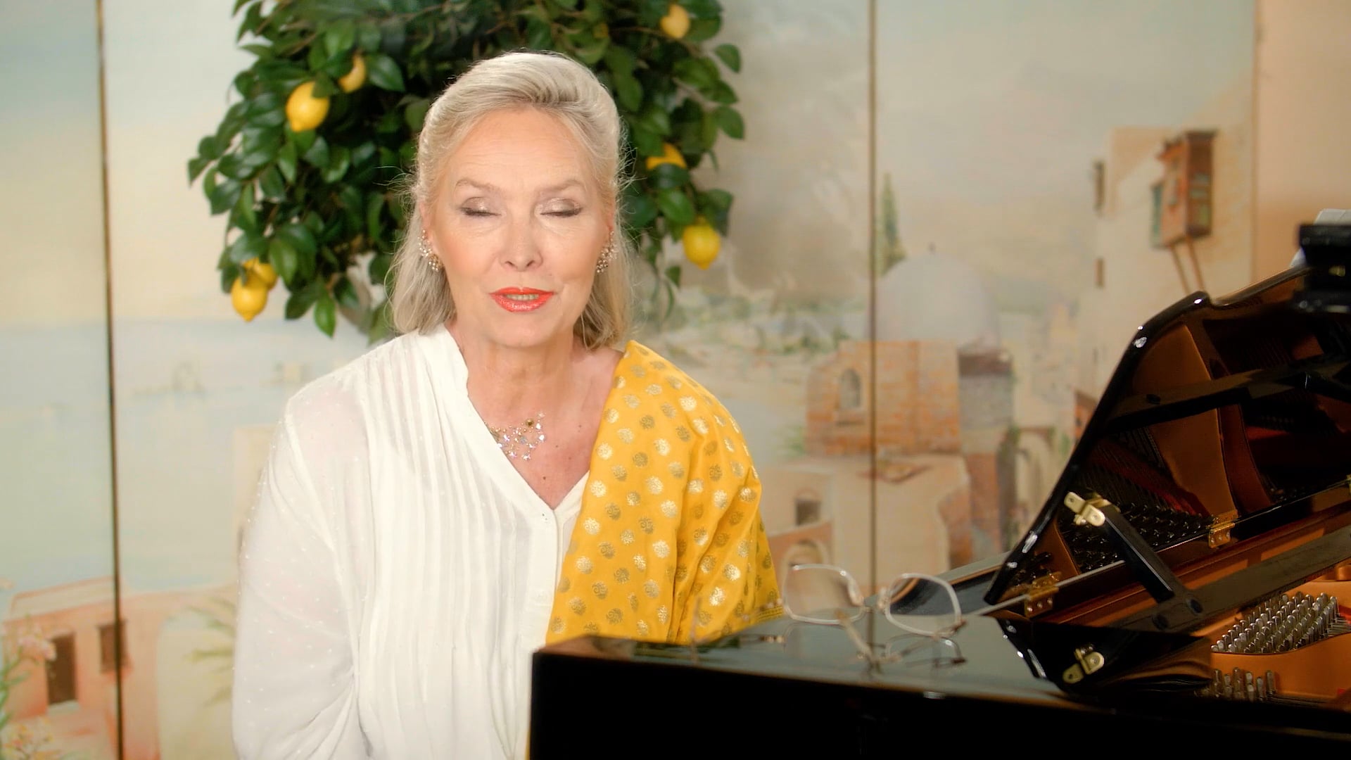 19) Intro. Beethoven – 32 Variations in C minor (English)