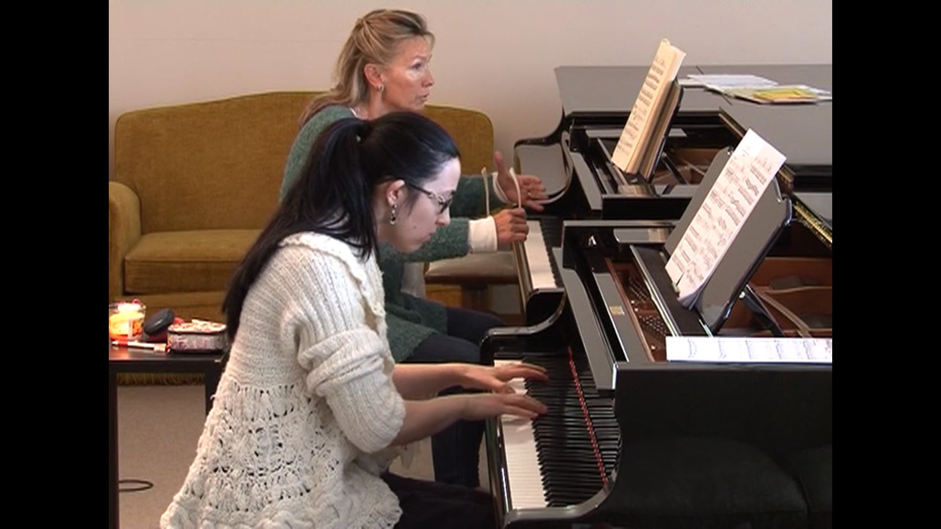 18) Difference in the theme during recapitulation