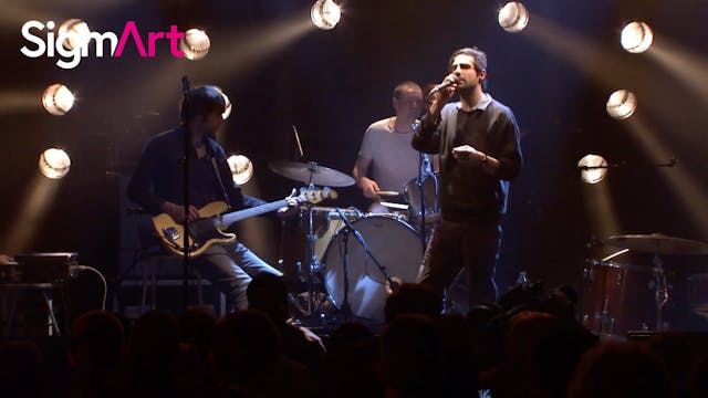 Street Pop of PUTS MARIE