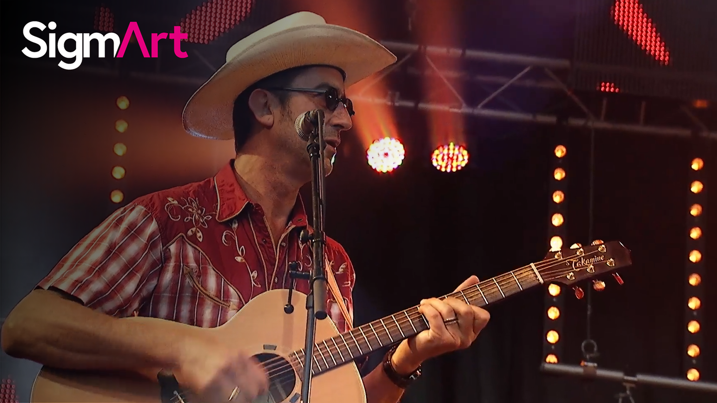 SARAH SAVOY'S Hell Raising Hayride