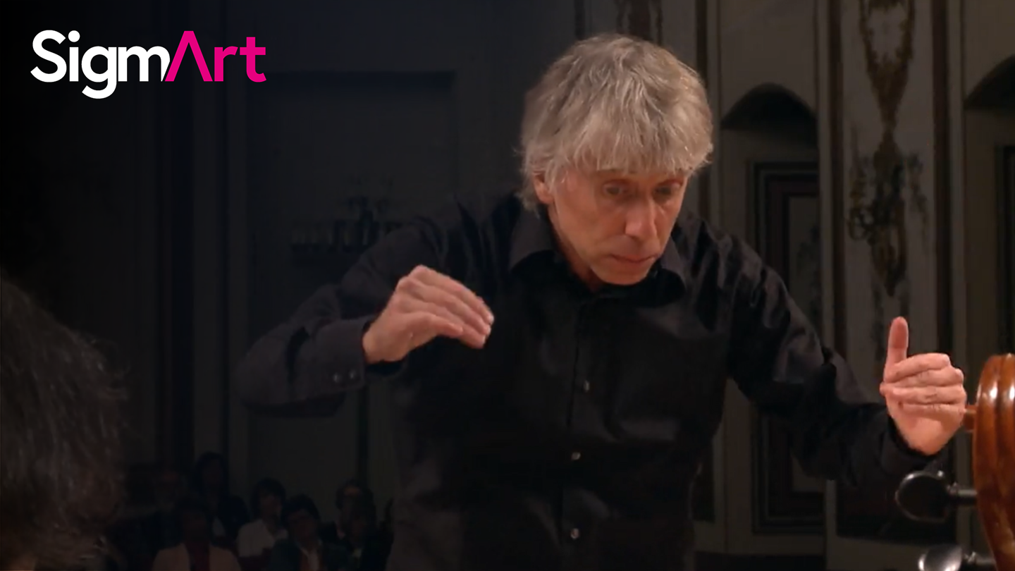 "La Passione" Conducted by Giovanni Antonini