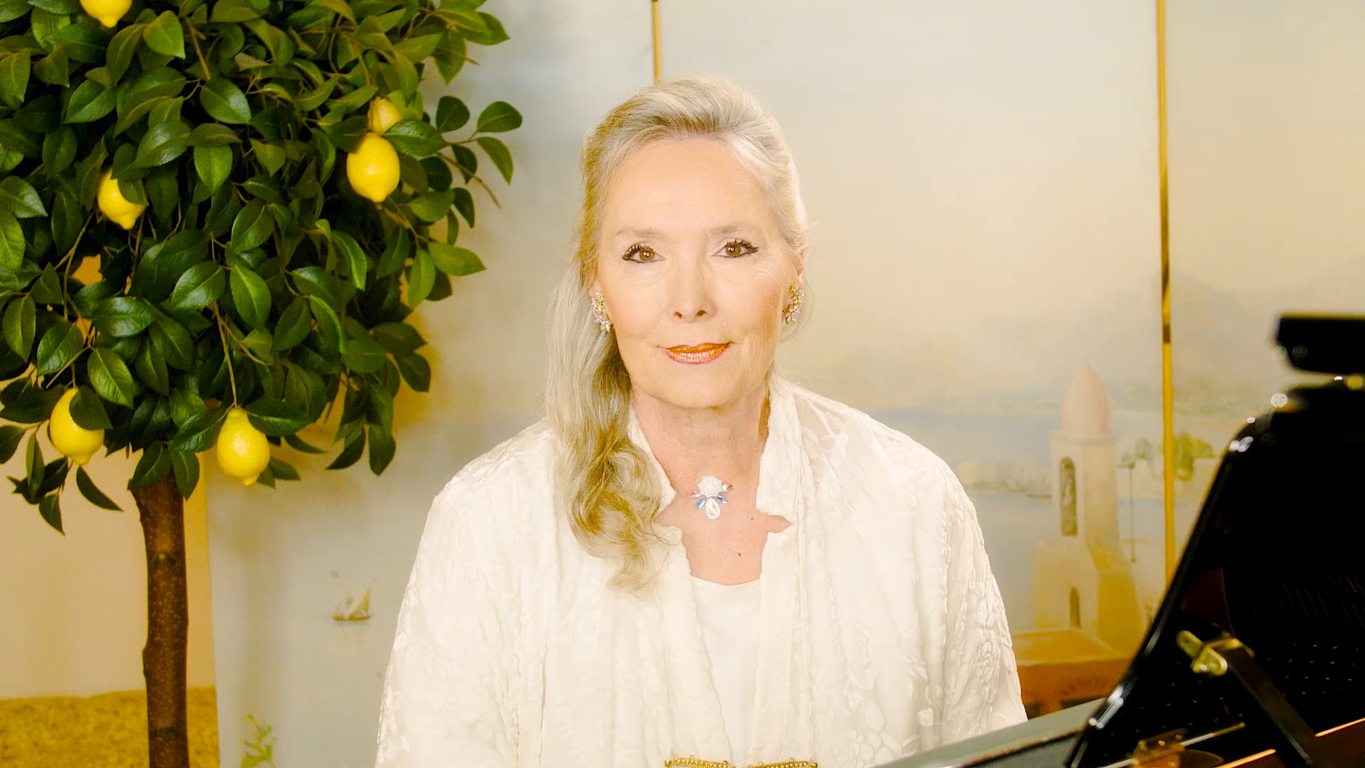 17) Intro. Beethoven – Sonata No. 1 in F minor Op. 2