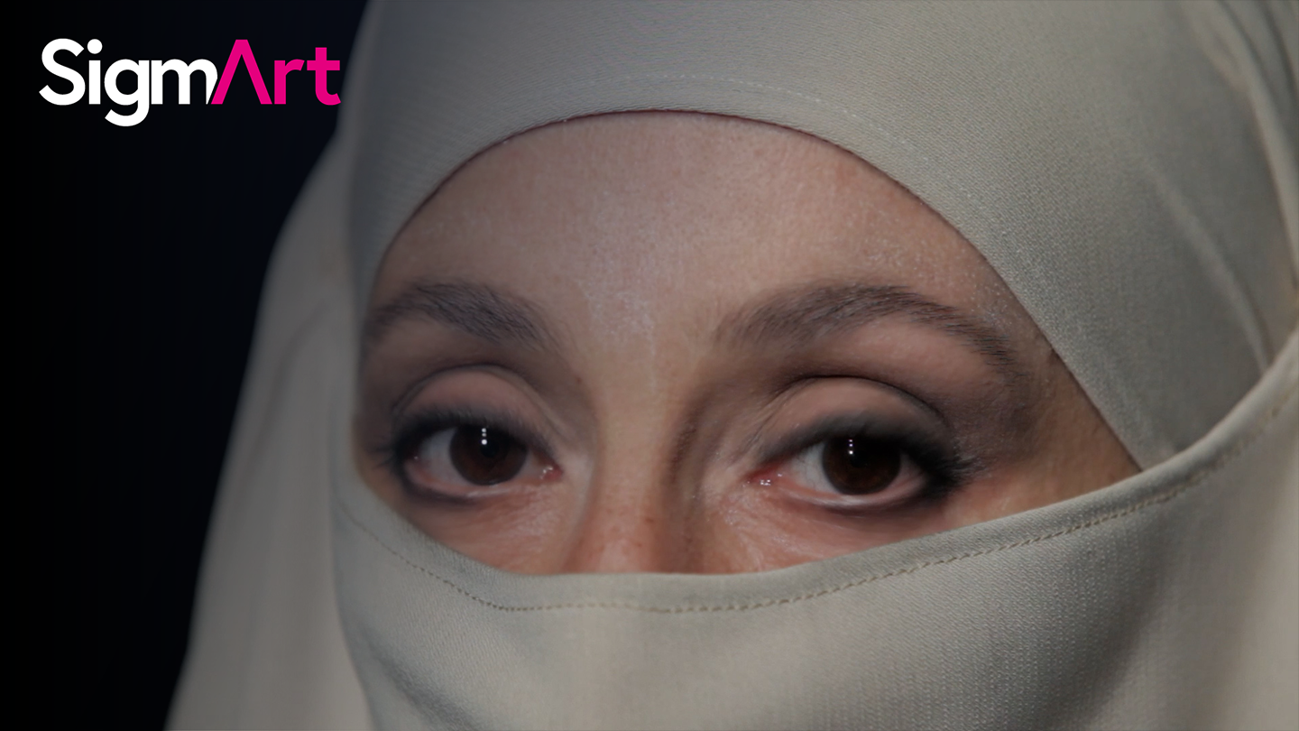 MANTA under the veils by Valérie Urréa