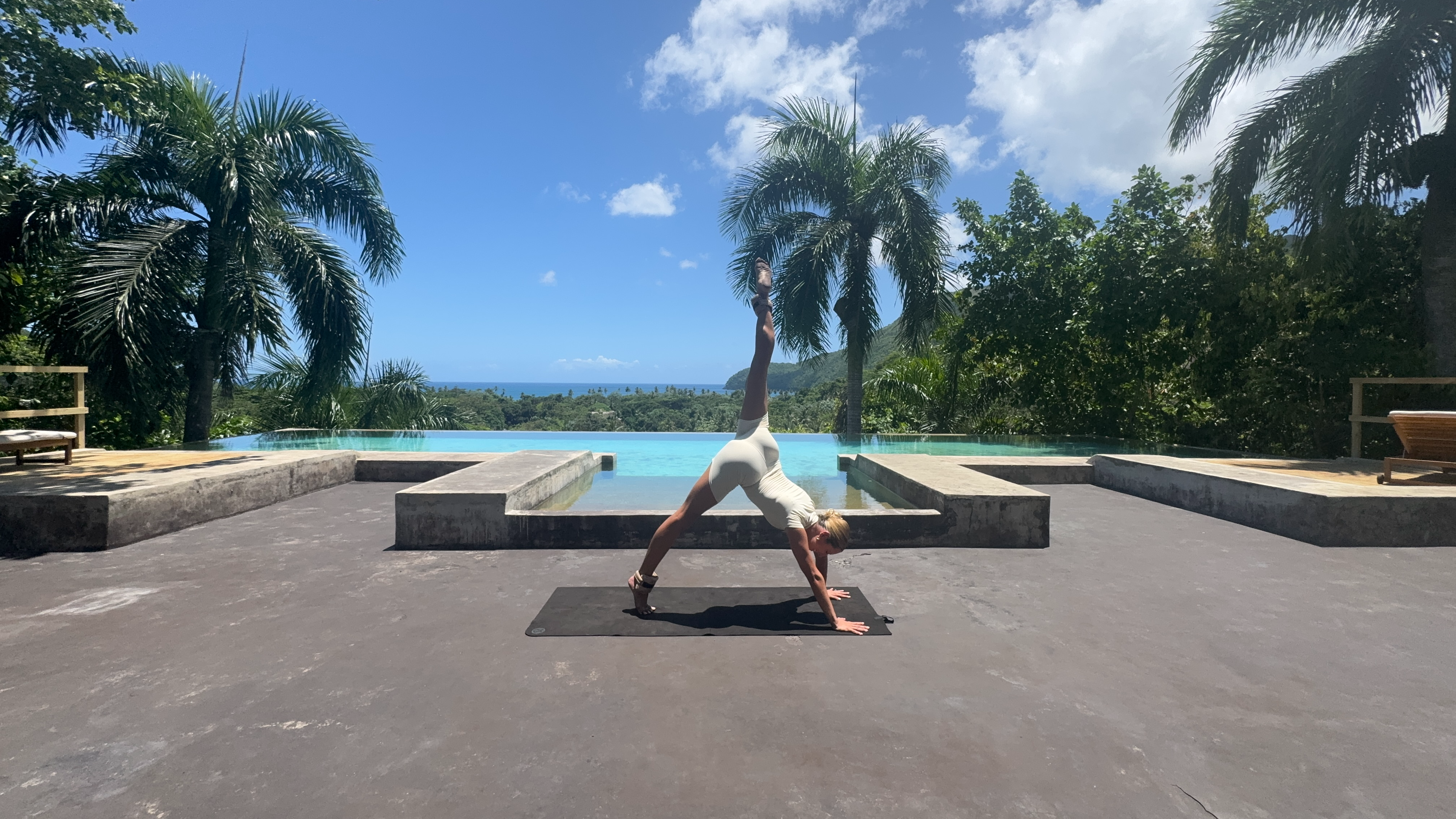 Jungle Pilates Legs [SIL Stripped]