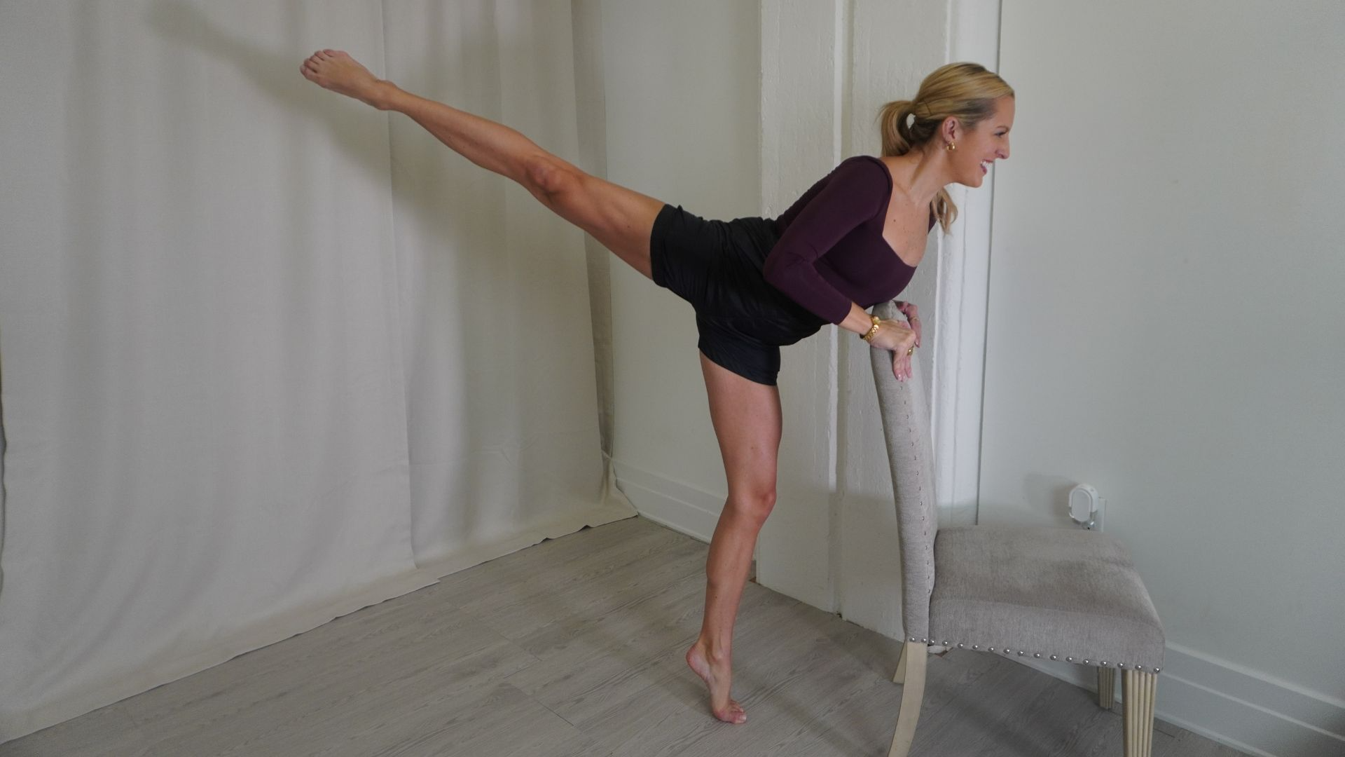 The Silhouette Method- Intro to Barre Elevated