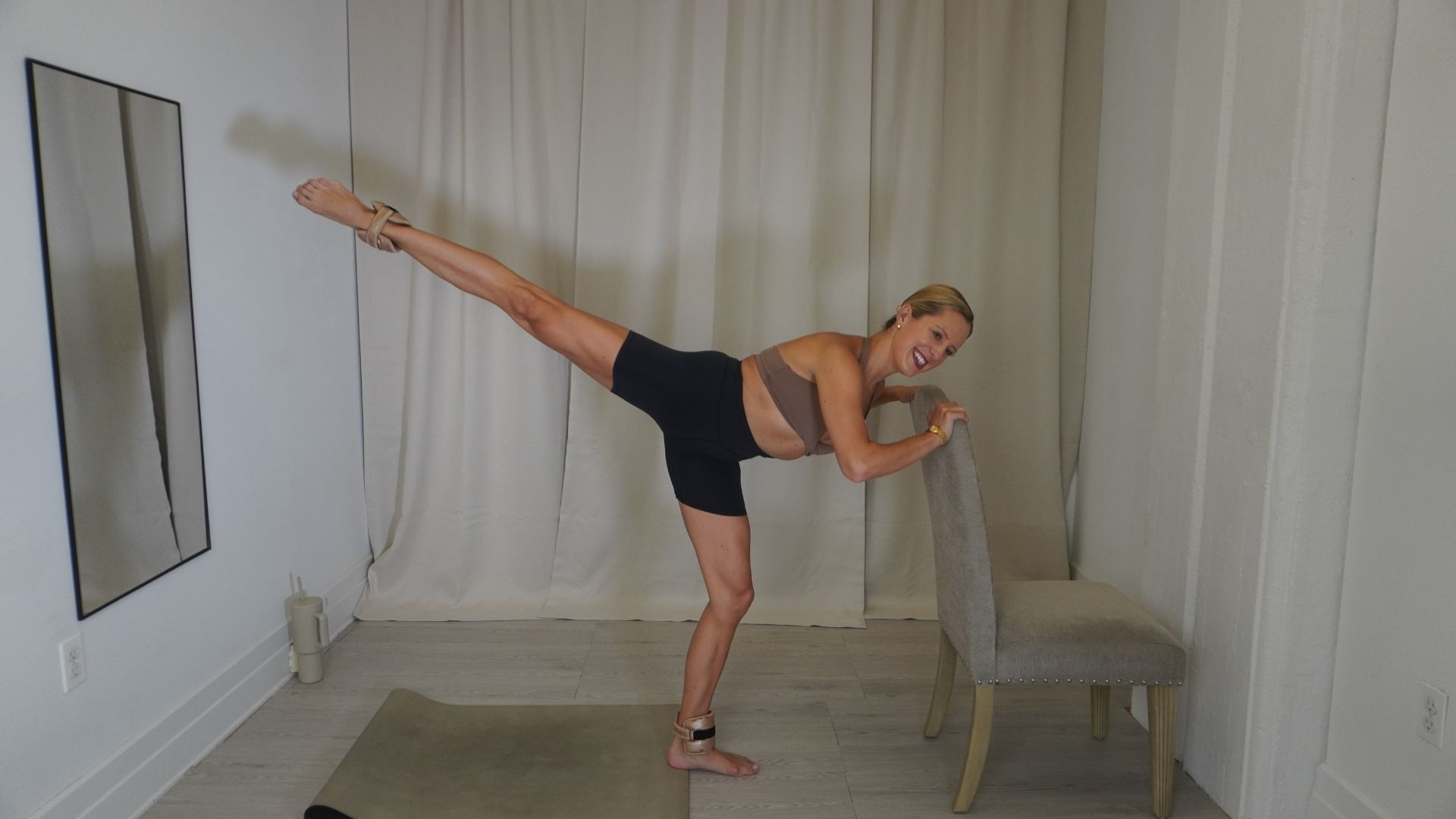 Glow-Up Barre Elevated