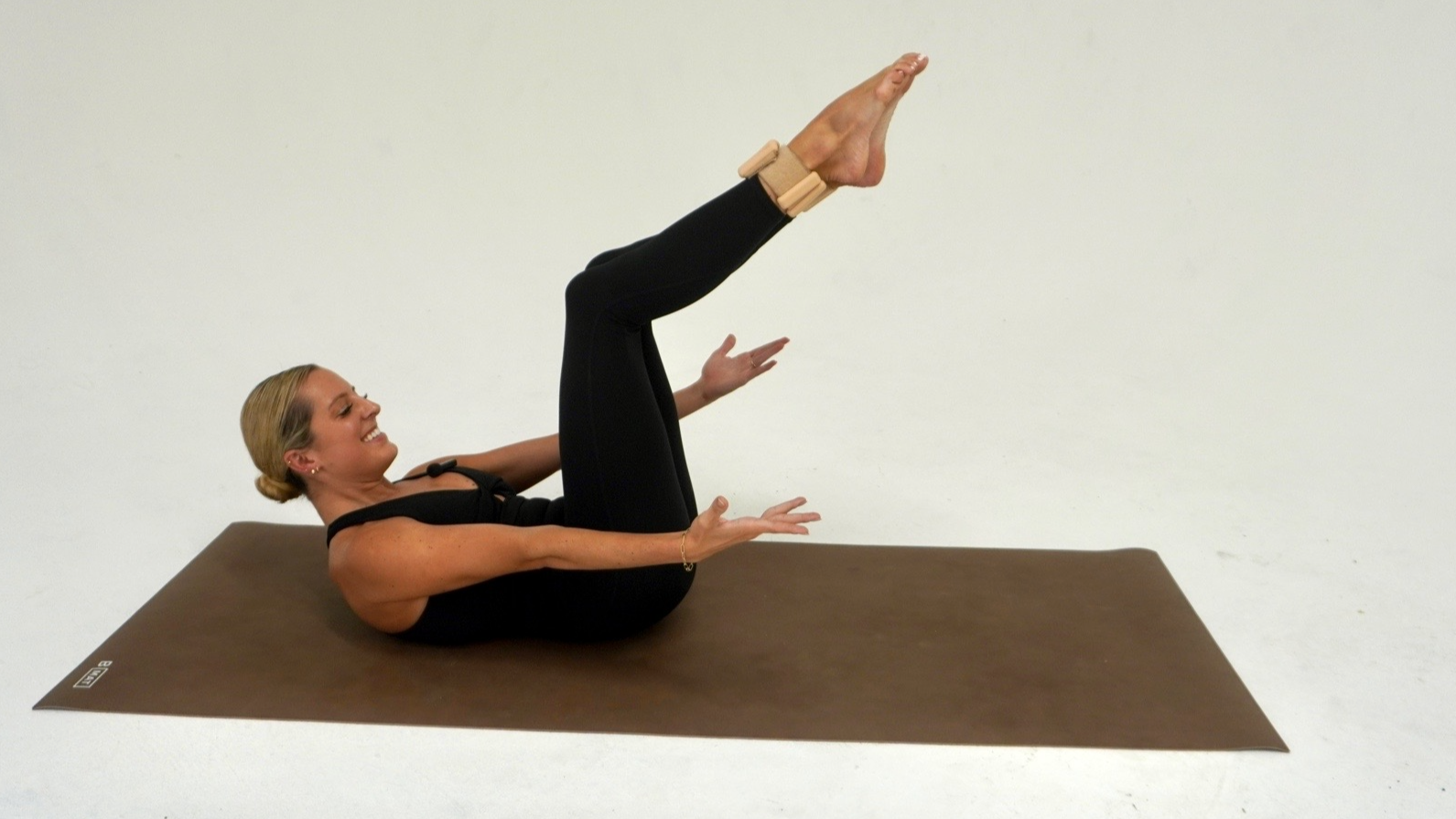 11 Min Pilates Abs