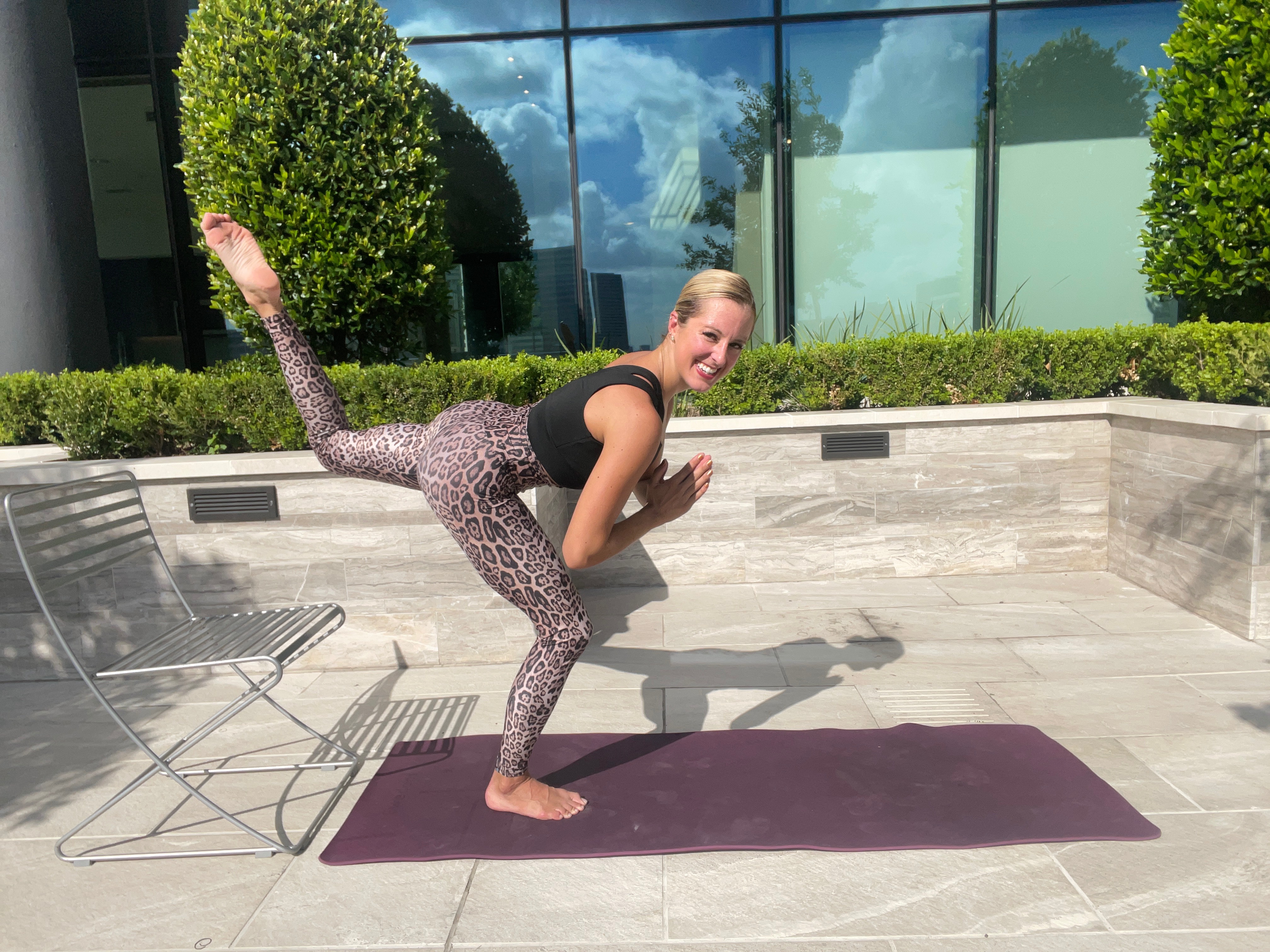 27 Min Unique Balancing Legs, Mat Abs and Glutes, and a Hip-Opener Stretch