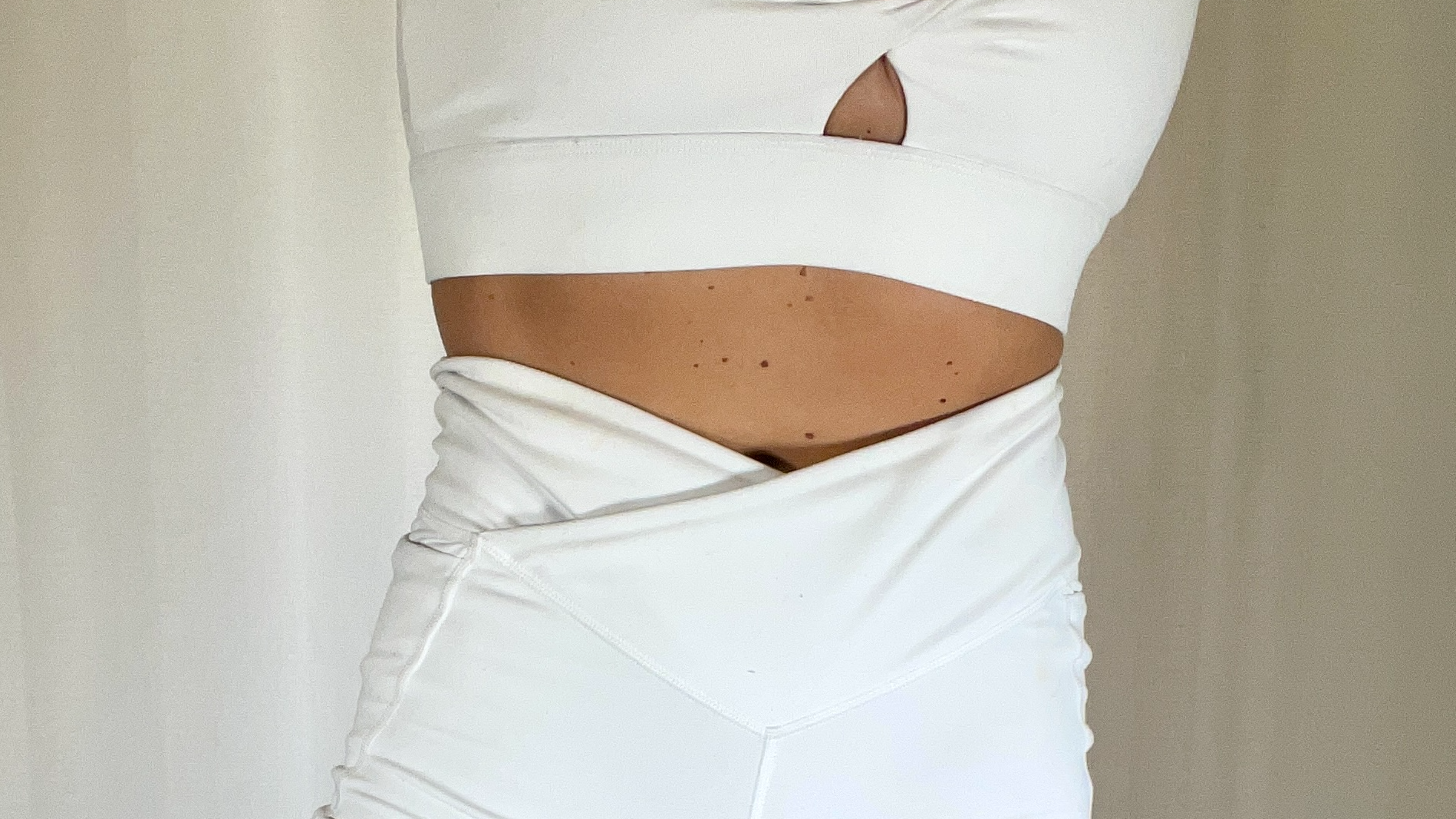 Authentic Mat Pilates Flow - 25 Minutes