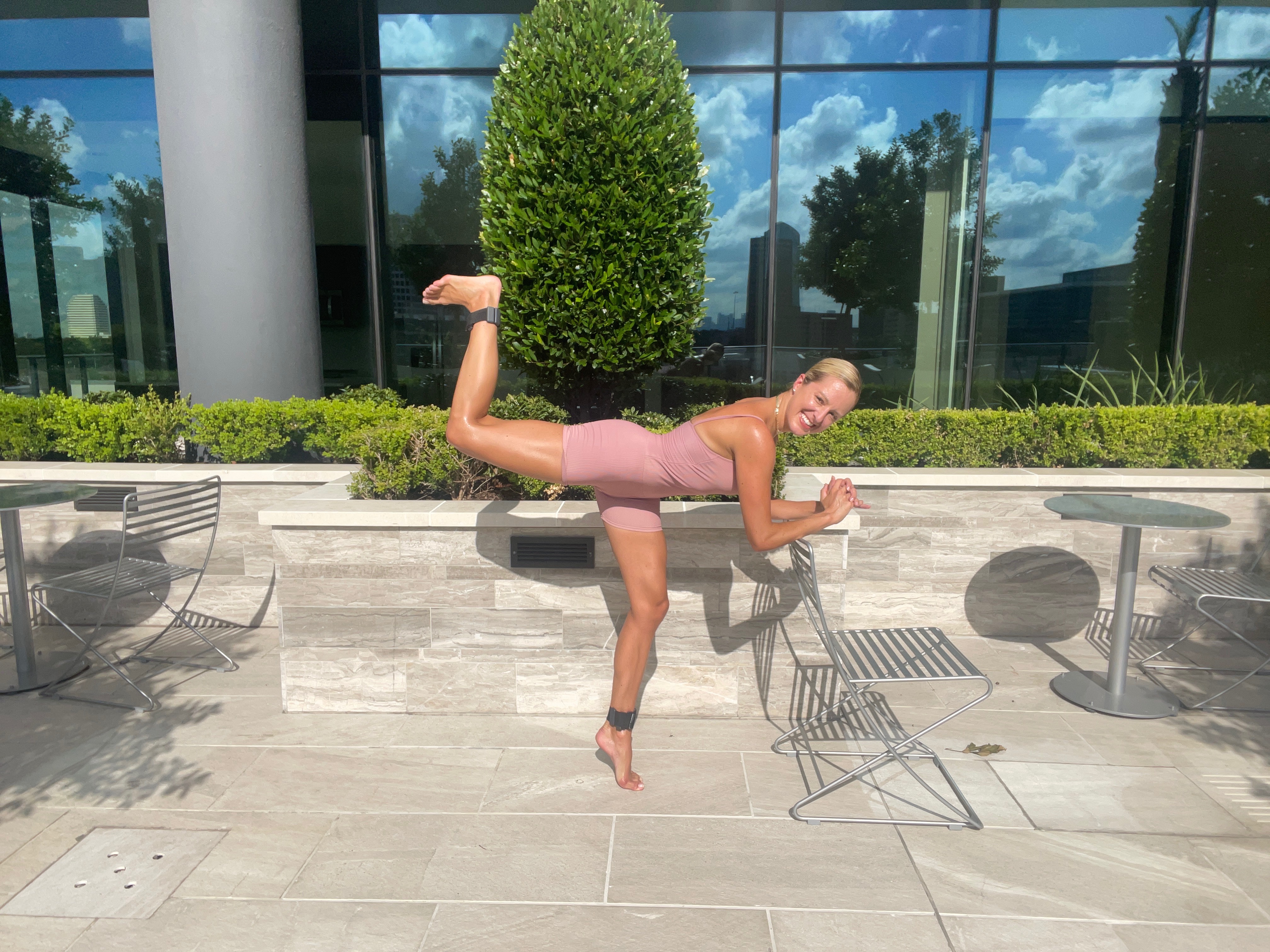 16 Min Stanging Legs + Full-Body Power-Up + Pilates Abs