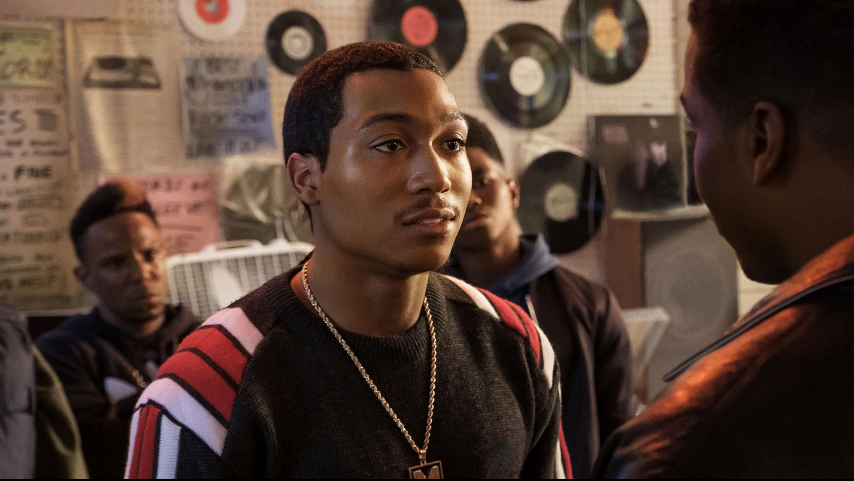 S2.E1 ∙ Family Dinner