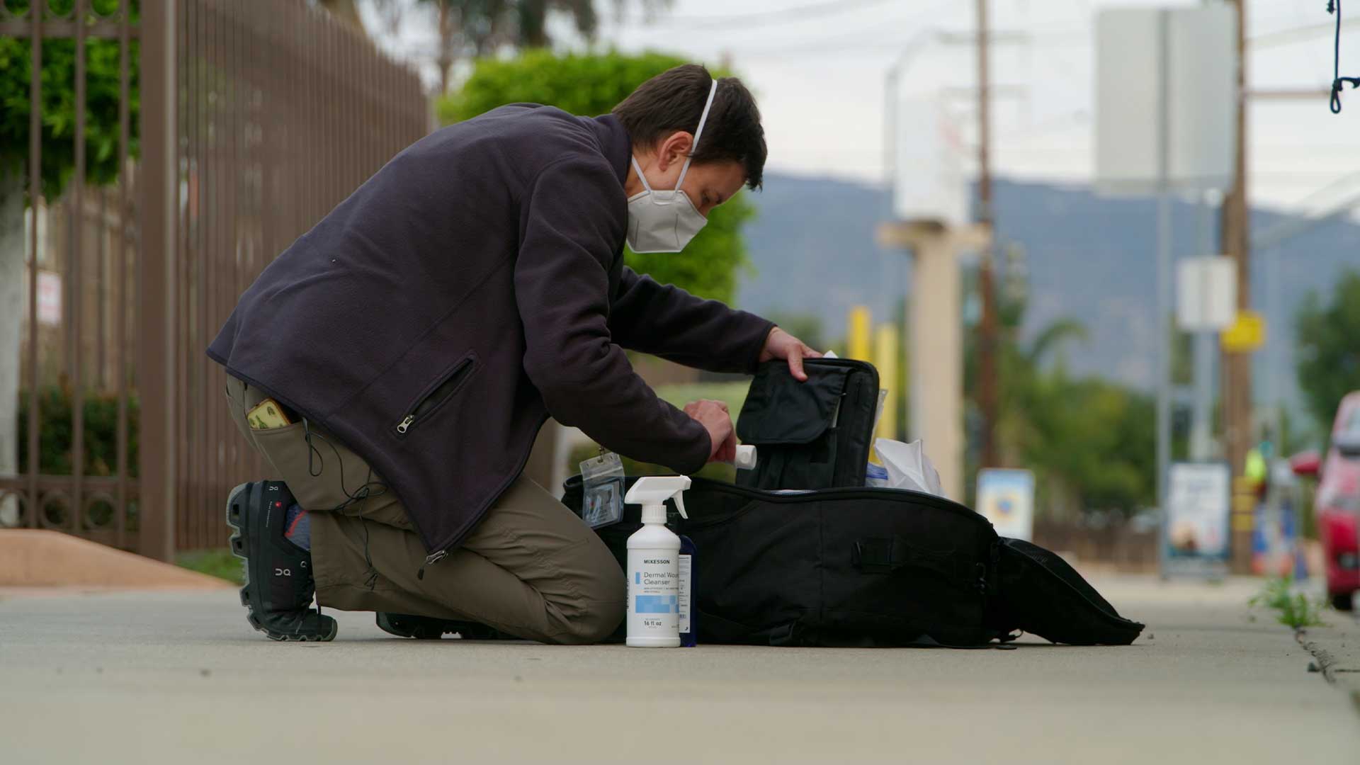 A Hand to Hold *Viewer Discretion Advised*