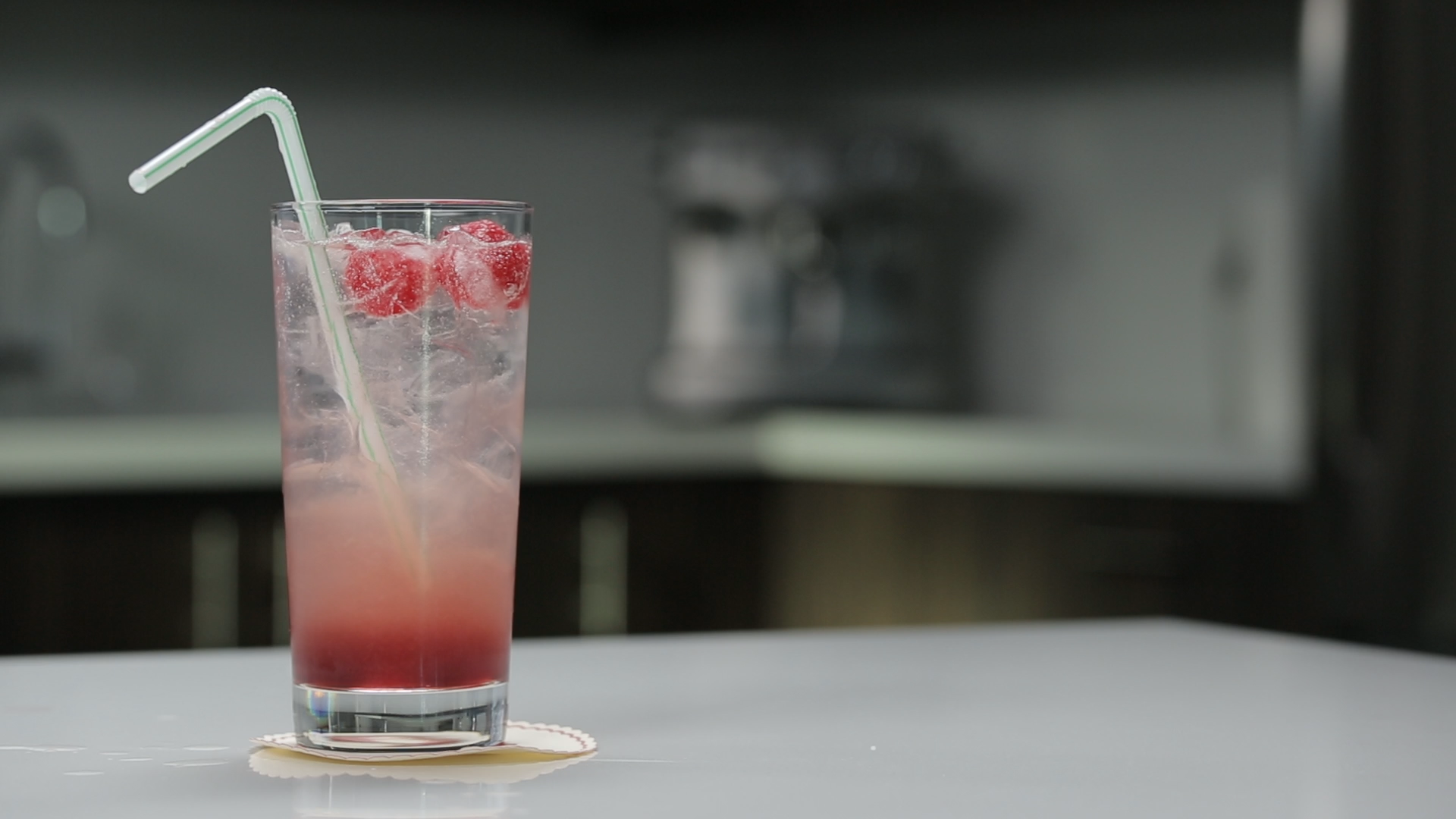 03 - THE BRAMBLE SPRITZER