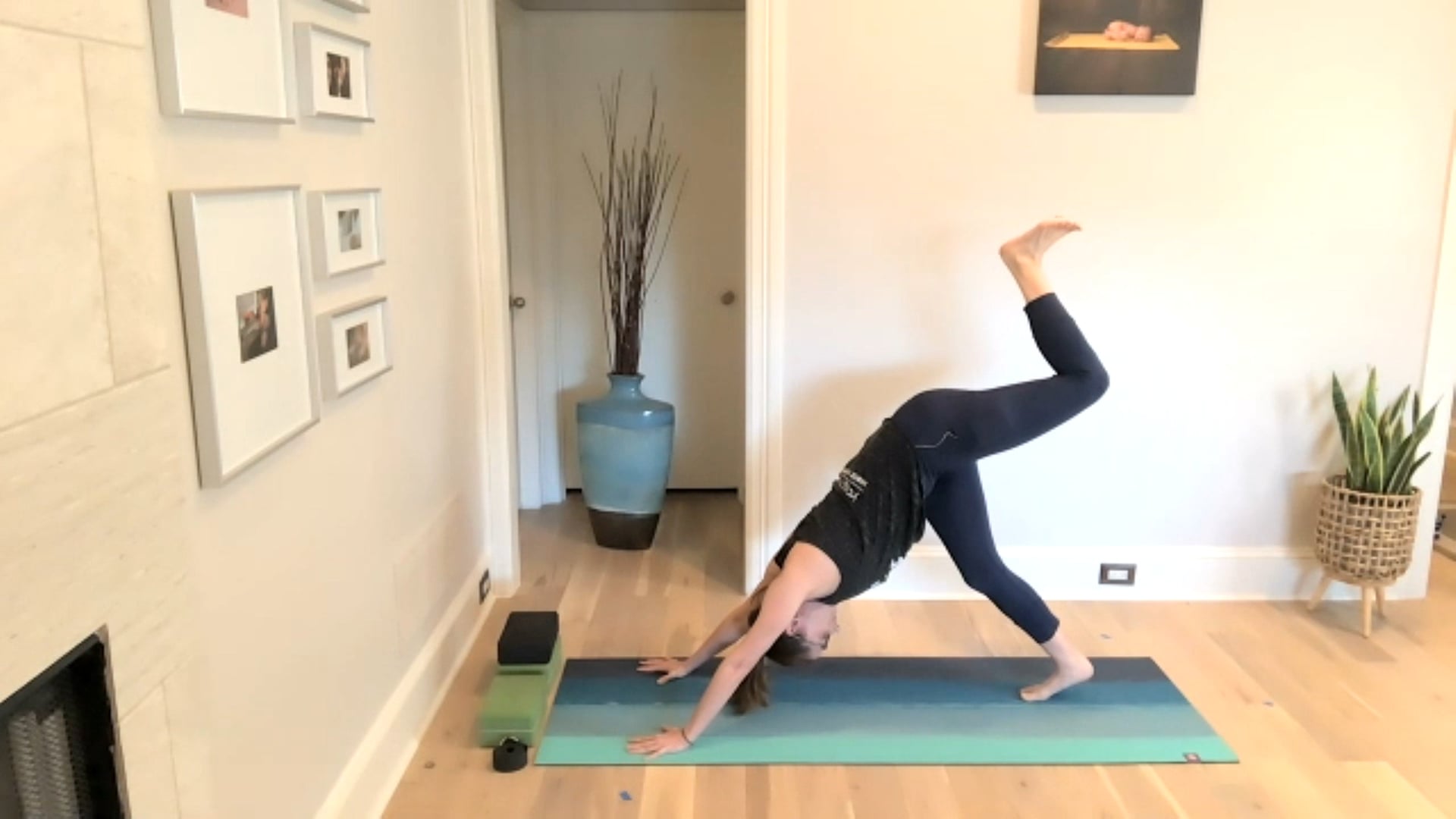 POWER FLOW YOGA 03.07