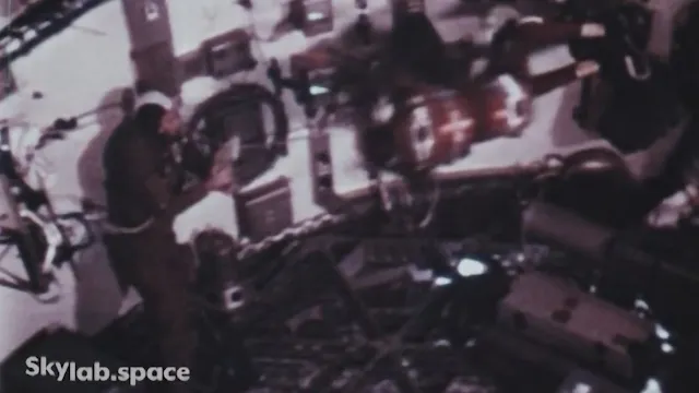 Movie_01_(DOY229 Crew Vehicle Disturbance)