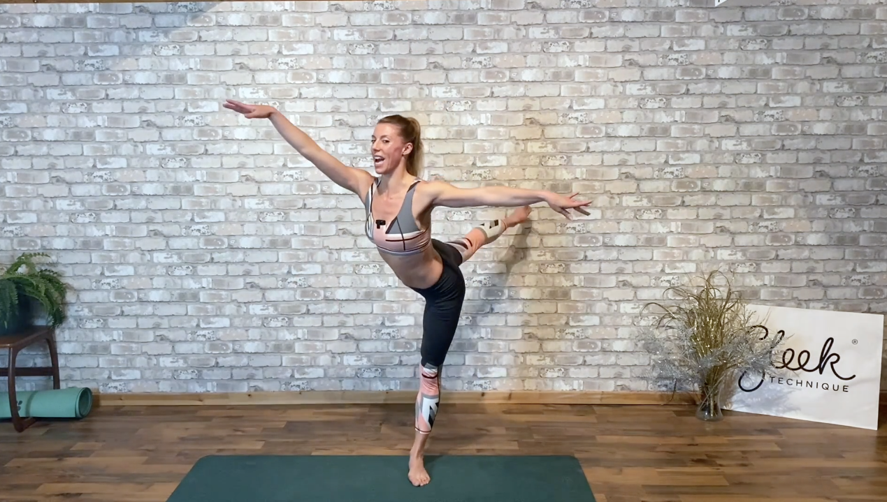 Sleek Ballet Bootcamp - Sissonne