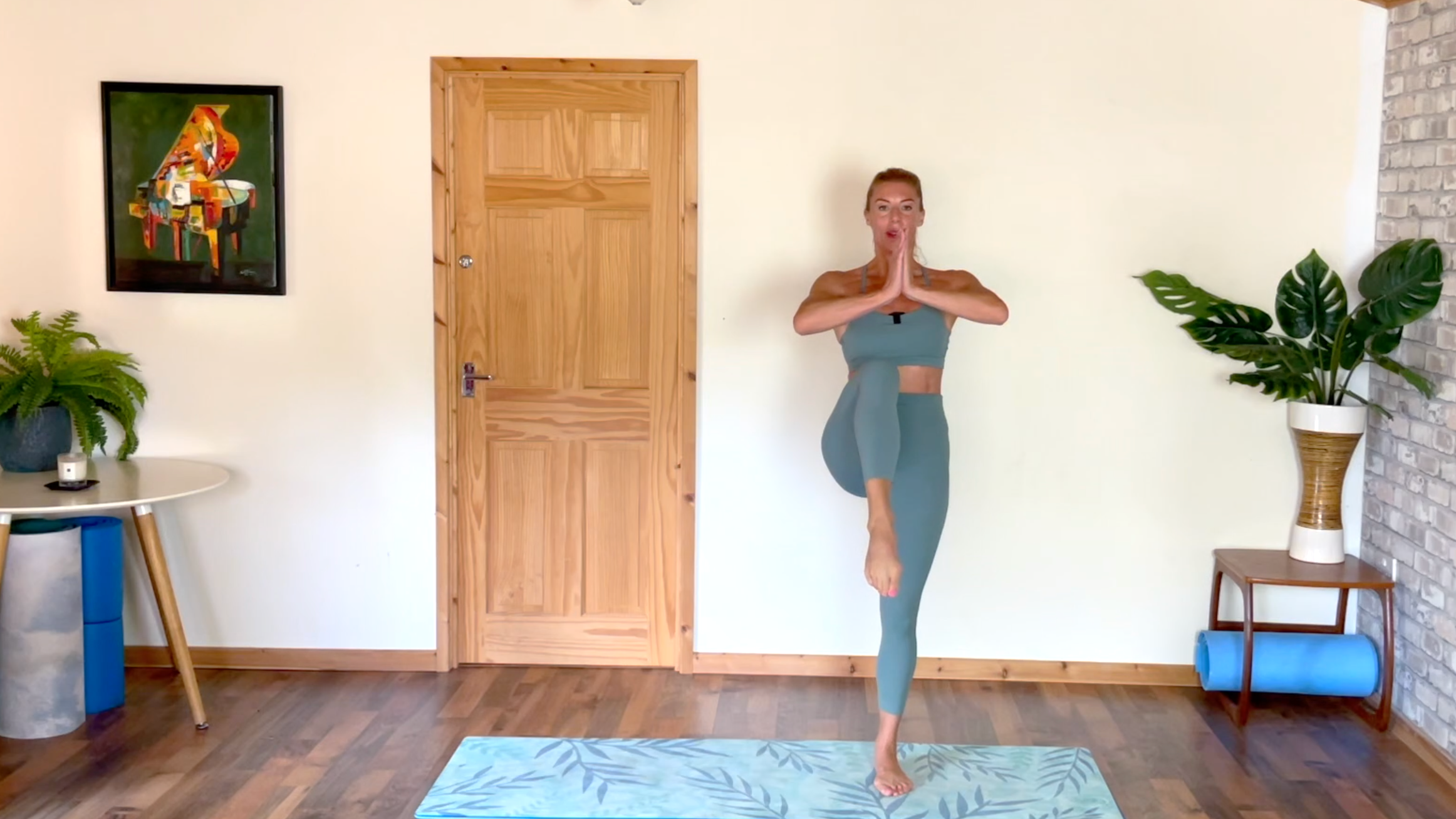 Sleek Arms and Abs Live